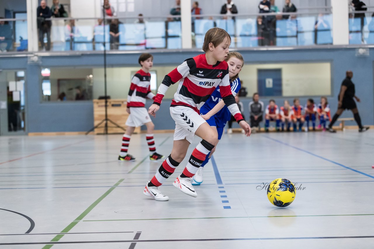 Bild 130 - wDJ NFV Futsalturnier